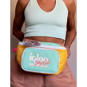 Igloo• Retro Fanny Pack
